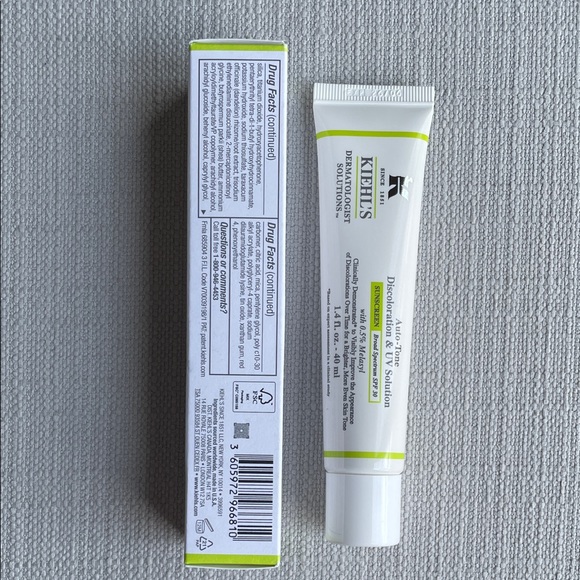 Kiehl's auto-tone Discoloration & UV Solution sunscreen with 0.5% melasyl - Picture 8 of 13